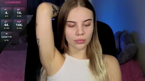 Vera online show from 09/19/25, 07:54