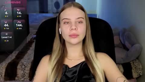 Vera online show from 10/08/25, 07:28