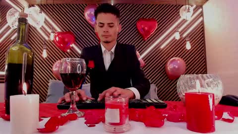 Snapshot of _white_fox_ chatting on 02/15/25, 03:31 white fox online show from 02/15/25, 03:31