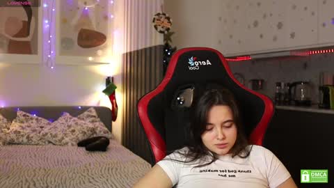 Kristina online show from 12/21/24, 08:21