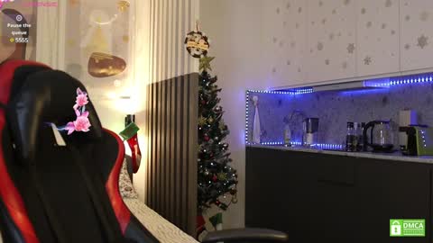 Kristina online show from 12/25/24, 10:28