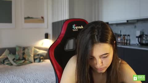 Kristina online show from 09/11/25, 10:04