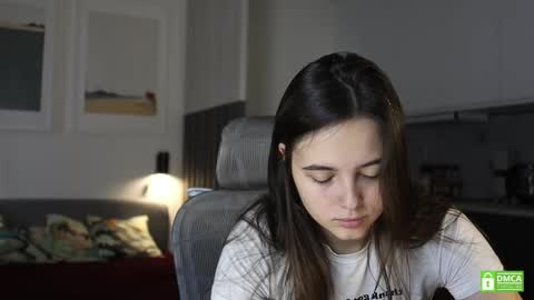 Kristina online show from 10/02/25, 12:01