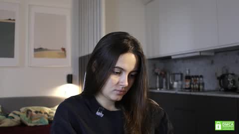 Kristina online show from 10/04/25, 12:03