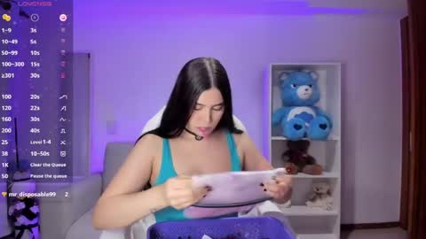 Luisa  online show from 05/12/26, 06:32
