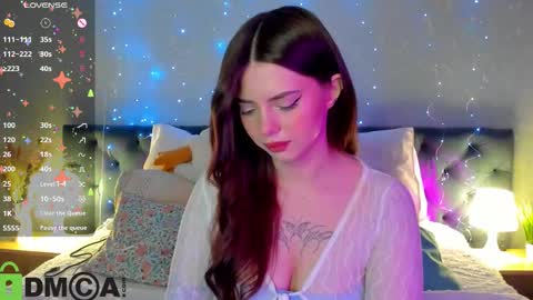 Snapshot of _xna_ chatting on 10/08/25, 01:03 Xna online show from 10/08/25, 01:03