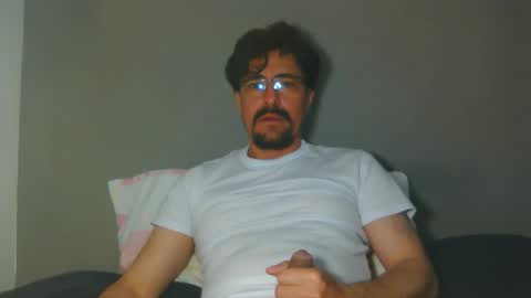 _yjesneth2011 online show from 11/03/25, 02:13