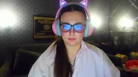 Snapshot of _your__pleasure_ chatting on 11/22/25, 03:27 _your__pleasure_ online show from 11/22/25, 03:27