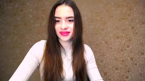 Snapshot of _your_fantasy_girl chatting on 02/01/25, 02:56 Alisa online show from 02/01/25, 02:56