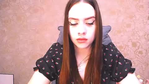 Snapshot of _your_fantasy_girl chatting on 06/26/26, 04:06 Alisa online show from 06/26/26, 04:06
