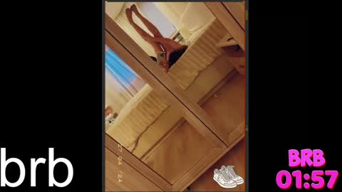 Selena online show from 12/29/24, 09:17