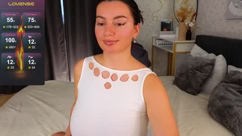 Jasmine online show from 12/21/24, 11:22