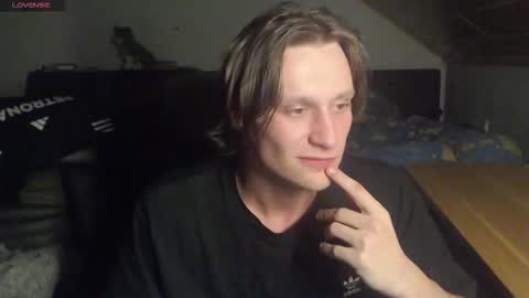 _yourcuteboy_ online show from 10/02/25, 10:39