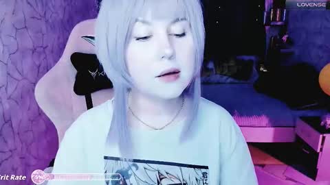 Mia online show from 11/25/25, 04:51