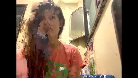 Snapshot of _yoursexwife_ chatting on 05/25/26, 11:05 sheng online show from 05/25/26, 11:05