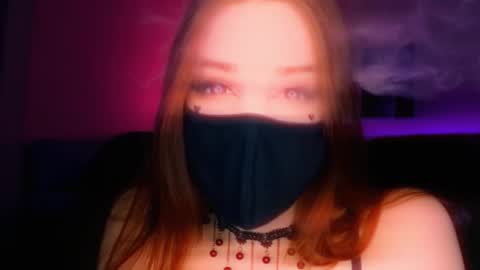 Snapshot of _yourwetdreams_ chatting on 03/03/26, 06:19 Roxy online show from 03/03/26, 06:19