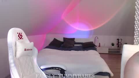 Nicole  Thomas  Dave online show from 02/17/25, 02:48