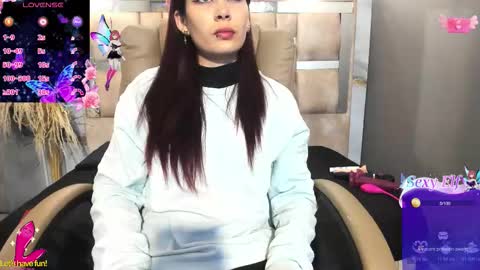 Snapshot of _yuyi chatting on 03/22/26, 11:46 Yuyi online show from 03/22/26, 11:46