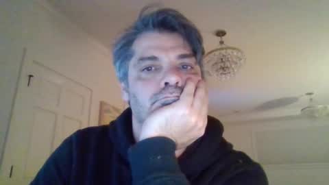 Snapshot of _zeus____ chatting on 02/10/25, 03:57 Zeus online show from 02/10/25, 03:57