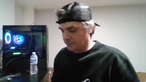 Snapshot of _zeus____ chatting on 03/10/25, 02:17 Zeus online show from 03/10/25, 02:17