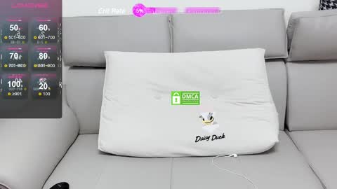 _zizi_ online show from 12/05/24, 10:01