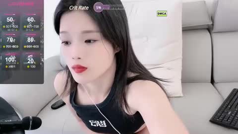 _zizi_ online show from 12/18/24, 06:10