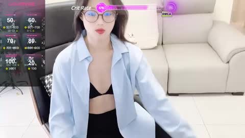 _zizi_ online show from 01/04/25, 07:24