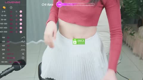 _zizi_ online show from 02/08/25, 06:54