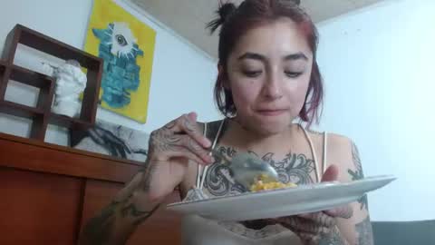 Zoe  online show from 09/13/25, 12:54