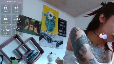 Zoe  online show from 04/12/26, 04:23