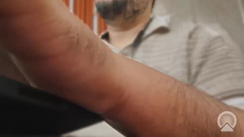 Sleepy owl online show from 10/15/25, 08:14