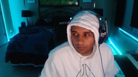 Snapshot of a4orce chatting on 12/14/24, 04:34 a4orce online show from 12/14/24, 04:34