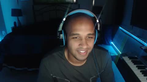 Snapshot of a4orce chatting on 12/01/25, 12:04 a4orce online show from 12/01/25, 12:04