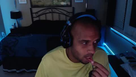 Snapshot of a4orce chatting on 04/04/26, 01:04 a4orce online show from 04/04/26, 01:04