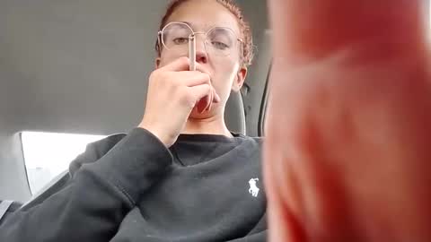 Snapshot of a6909 chatting on 09/18/25, 02:19 Bree Anna online show from 09/18/25, 02:19