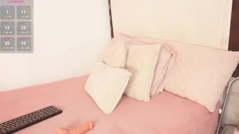 Alexandra  online show from 04/15/26, 09:16