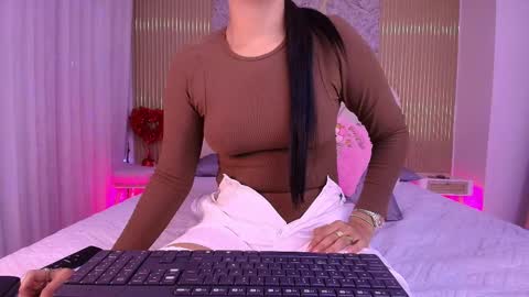 Aisha online show from 02/23/26, 12:46