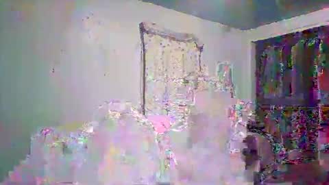 Snapshot of a_j22 chatting on 11/14/25, 06:56 AJ online show from 11/14/25, 06:56