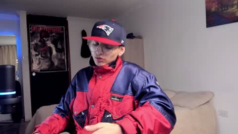 Snapshot of a_lejandro_08 chatting on 12/08/24, 04:14 alejo online show from 12/08/24, 04:14