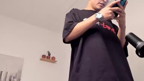 Snapshot of a_lejandro_08 chatting on 03/07/25, 10:21 alejo online show from 03/07/25, 10:21