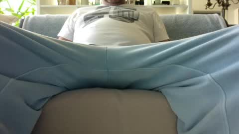 Snapshot of a_nice_dick_77 chatting on 03/24/26, 10:09 a_nice_dick_77 online show from 03/24/26, 10:09