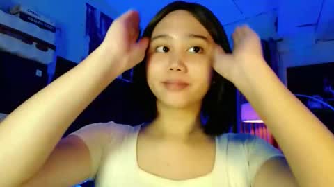 Snapshot of a_r_i_a_n_n_a chatting on 10/04/25, 07:17 Lovely Yana  online show from 10/04/25, 07:17