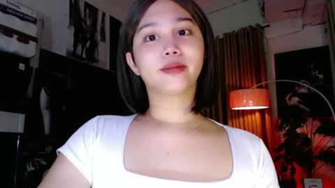 Snapshot of a_r_i_a_n_n_a chatting on 10/07/25, 07:05 Lovely Yana  online show from 10/07/25, 07:05