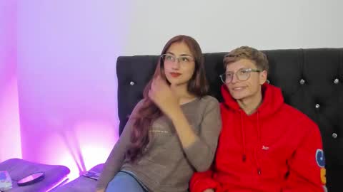 Snapshot of a_sexy_couple__ chatting on 12/04/25, 10:29 A Sexy Couple online show from 12/04/25, 10:29