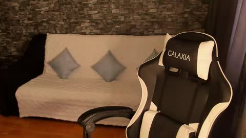 Amy online show from 02/19/25, 10:56