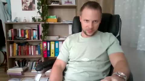 Snapshot of aaaandzzz chatting on 02/26/25, 10:36 Long distance cumshot online show from 02/26/25, 10:36