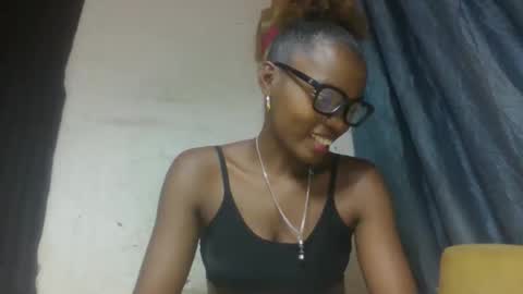 aadienne online show from 04/15/26, 08:54