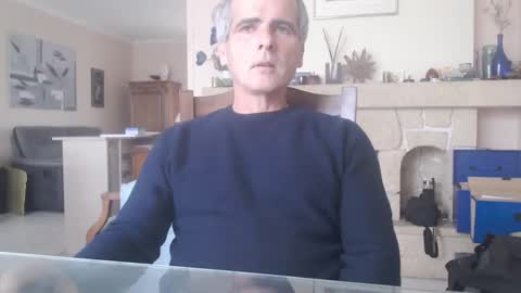 Aalex1717 online show from 10/03/25, 08:22