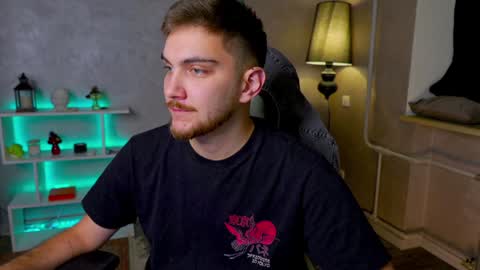 Alex online show from 12/25/24, 04:22