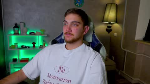 Alex online show from 01/10/25, 05:05